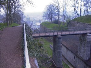 namur.jpg (20281 bytes)